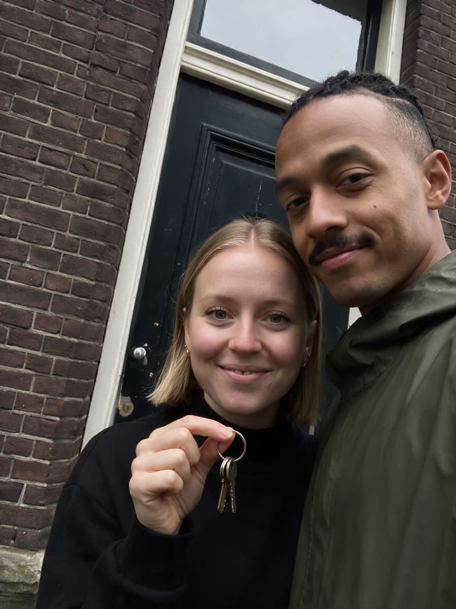 Tenant who found their home through Socials