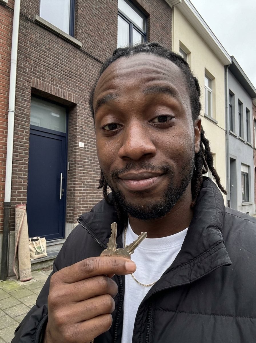 Tenant who found their home through Socials